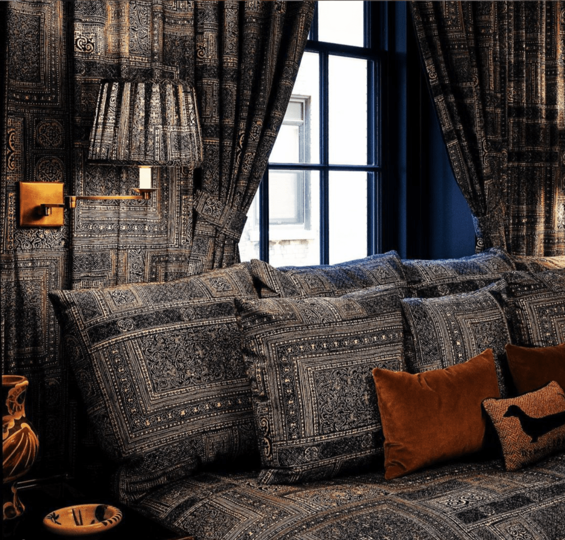 1 5 8 Fabrics byRalphLauren TheGossipRoomOfNickBrow&DerekBlasberg D&C@virginiatupker